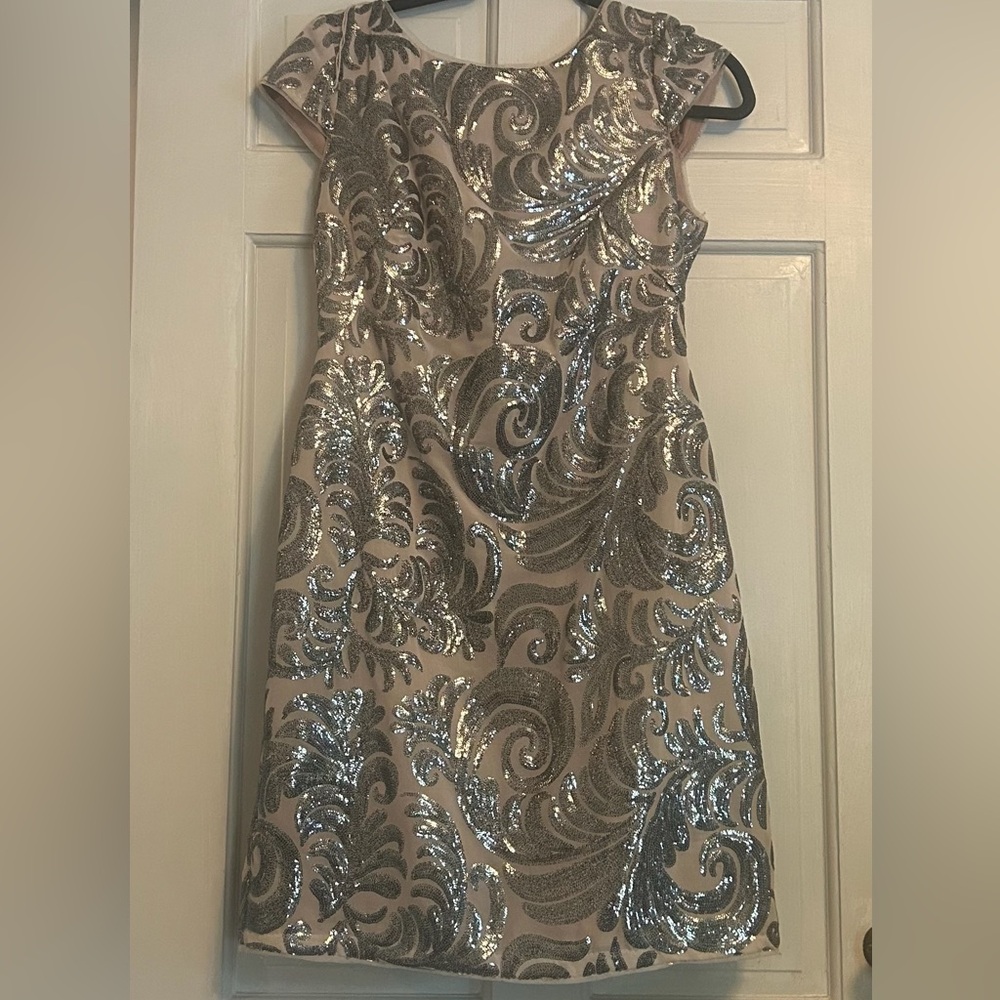 Adrianna Papell Women’s Size 8 Dress
